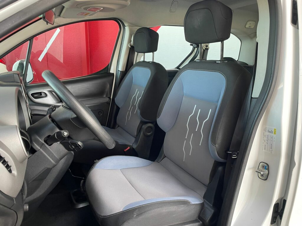 Peugeot Partner TEPEE Outdoor 1 6 BlueHDi 100 AsphaltCars peugeot-partner-tepee-outdoor-1-6-bluehdi-100-asphaltcars